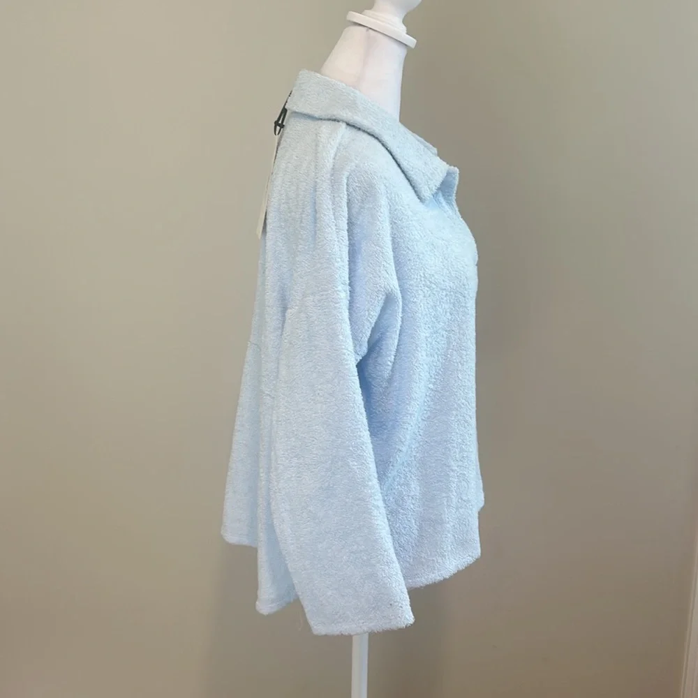 Tuckernuck Pomander Place Terry Cotton Collared Light Blue Pullover NWT Size XS - Picture 9 of 12